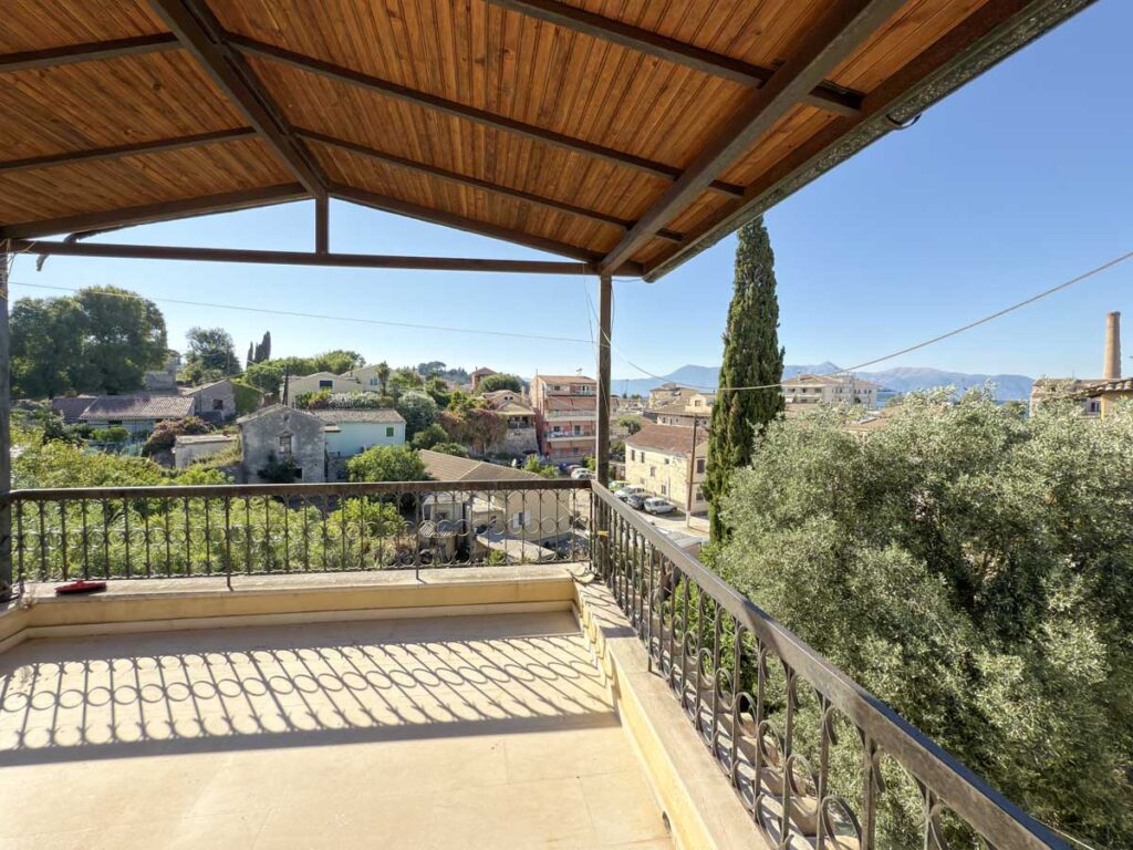 Exclusive Full Building with Development Potential for Sale in Mandouki, Corfu Town (23)