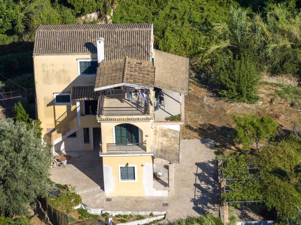 Exclusive Full Building with Development Potential for Sale in Mandouki, Corfu Town (8)