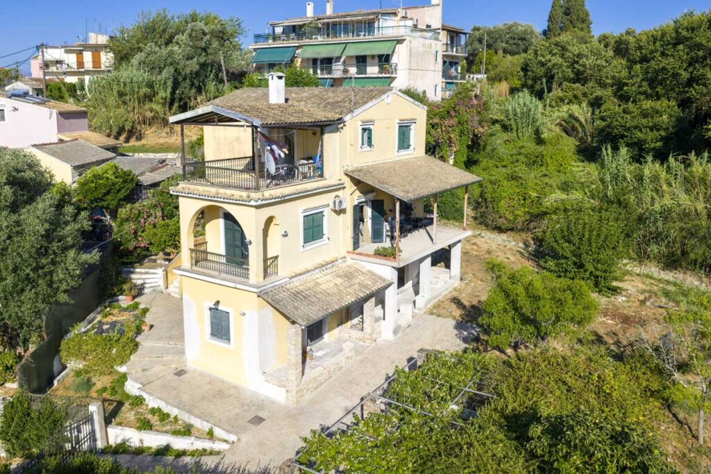Exclusive Full Building with Development Potential for Sale in Mandouki, Corfu Town (9)