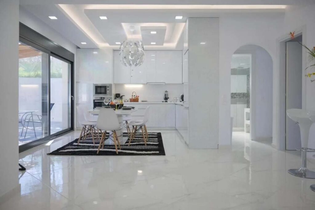 Five Bedroom Seaside Villa with Heated Pool for Sale in Melitieioi, Corfu (16)