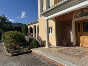 Four Bedroom Detached House with Large Garage and Landscaped Garden for Sale near Ipsos, North East Corfu (5)