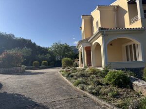 Four Bedroom Detached House with Large Garage and Landscaped Garden for Sale near Ipsos, North East Corfu (7)