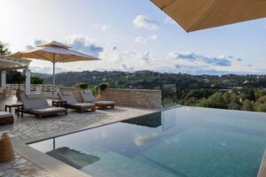 Four Bedroom Luxury Villa with Annex, Pool and Sea Views for Sale in Pikoulatika, Central Corfu (9)