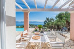 Four Bedroom Luxury Villa with Infinity Pool and Panoramic Sea Views for Sale in Kassiopi, North East Corfu (15)