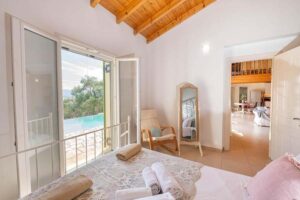 Four Bedroom Luxury Villa with Infinity Pool and Panoramic Sea Views for Sale in Kassiopi, North East Corfu (25)