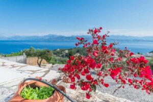 Four Bedroom Luxury Villa with Infinity Pool and Panoramic Sea Views for Sale in Kassiopi, North East Corfu (27)
