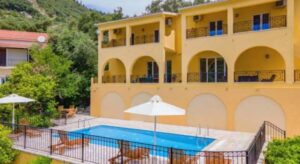 Four Bedroom Luxury Villa with Pool and Panoramic Sea Views for Sale in Nissaki, North East Corfu (18)