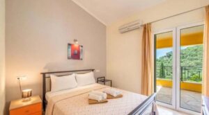 Four Bedroom Luxury Villa with Pool and Panoramic Sea Views for Sale in Nissaki, North East Corfu (7)