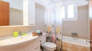 Four Bedroom Luxury Villa with Pool and Panoramic Sea Views for Sale in Nissaki, North East Corfu (8)