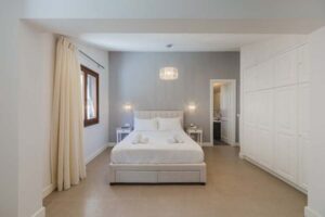 Four Bedroom Luxury Villa with Pool for Sale in Kynopiastes, West Corfu (15)