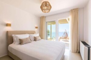 Four Bedroom Luxury Villa with Saltwater Pool and Sea Views for Sale in Spartillas, North East Corfu (22)
