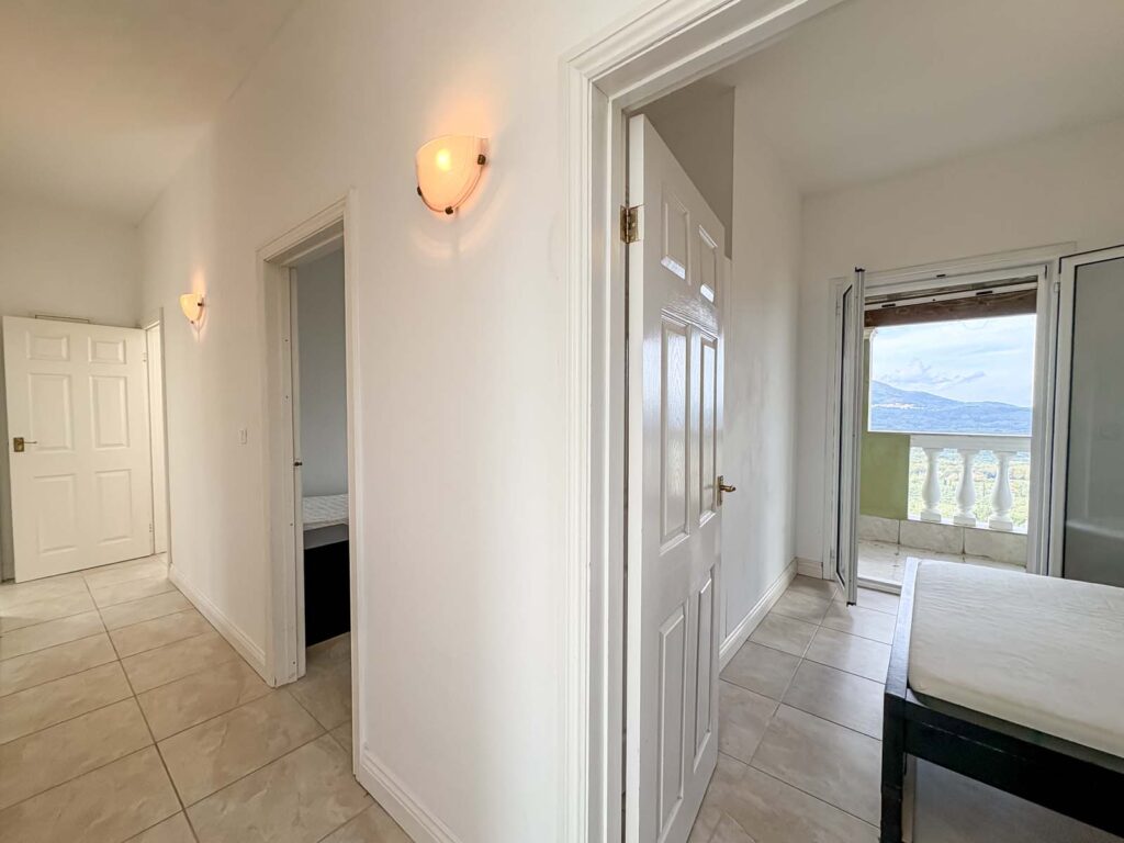 Four Bedroom Modern Villa with Infinity Pool for Sale in Messoghi, Corfu (12) 1