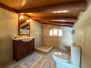 Four Bedroom Turnkey Villa with Pool and Sea Views for Sale in Kalami, North East Corfu (26)