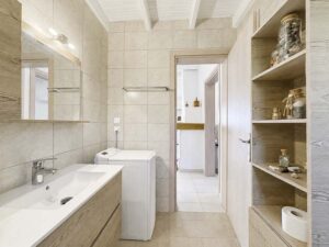 Four Bedroom Villa with Guest Cottage and Pool for Sale in North East Corfu (22)