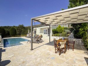 Four Bedroom Villa with Guest Cottage and Pool for Sale in North East Corfu (35)
