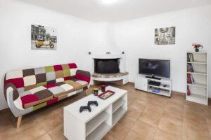 Four Bedroom Villa with Guest House and Pool for Sale in Doukades, West Corfu (11)