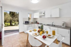 Four Bedroom Villa with Guest House and Pool for Sale in Doukades, West Corfu (6)