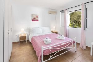 Four Bedroom Villa with Guest House and Pool for Sale in Doukades, West Corfu (7)