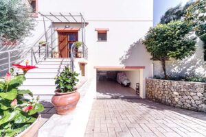 Four Bedroom Villa with Pool, Elevator and Separate Apartment for Sale in Viros, Central Corfu (34)