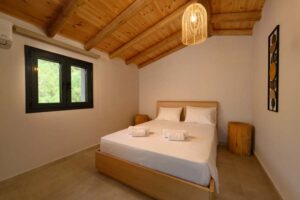 Four Bedroom Villa with Pool and Mountain Views for Sale in Moraitika, South Corfu (19)