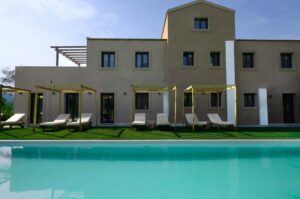 Four Bedroom Villa with Pool and Mountain Views for Sale in Moraitika, South Corfu (5)