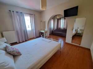 Four Bedroom Villa with Pool for Sale in Kato Korakiana, Corfu (7)