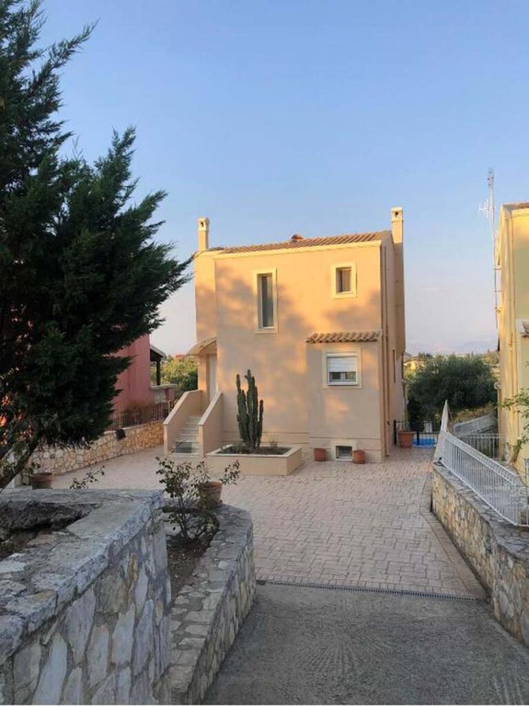 Four Bedroom Villa with Pool for Sale near Vlacherna, Corfu Town (20) 1