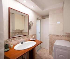 Four Bedroom Villa with Pool for Sale near Vlacherna, Corfu Town (24)