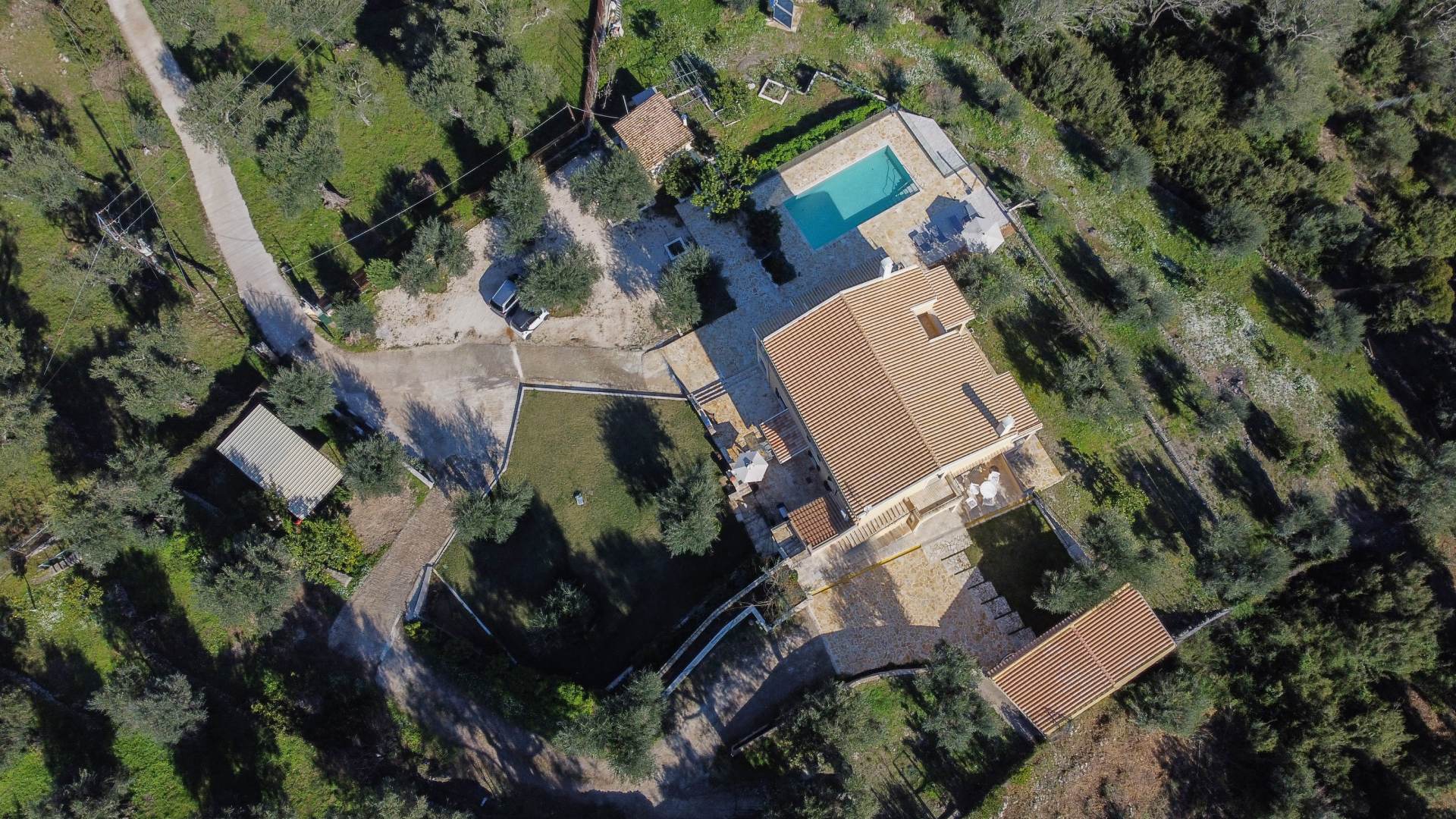 Listing photograph 3 of 39 of the house in Kato Korakiana, published by Chase Real Estate Corfu.