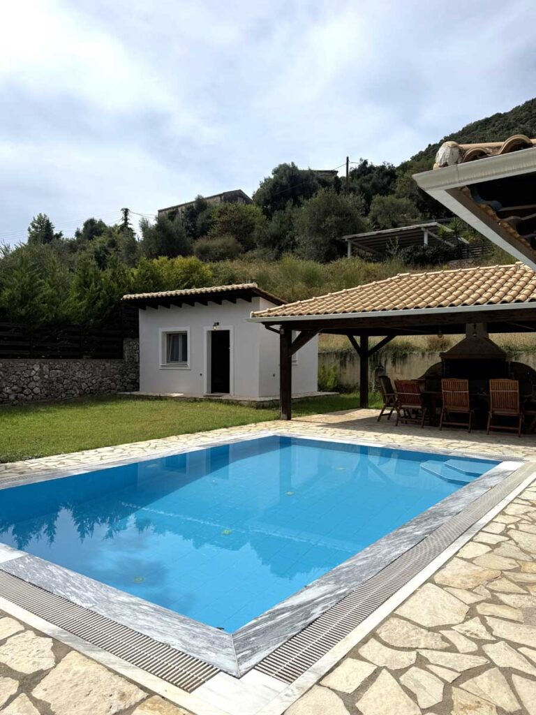 Modern Four Bedroom Villa with Guest Studio and Pool for Sale in Barbati, North East Corfu (28)