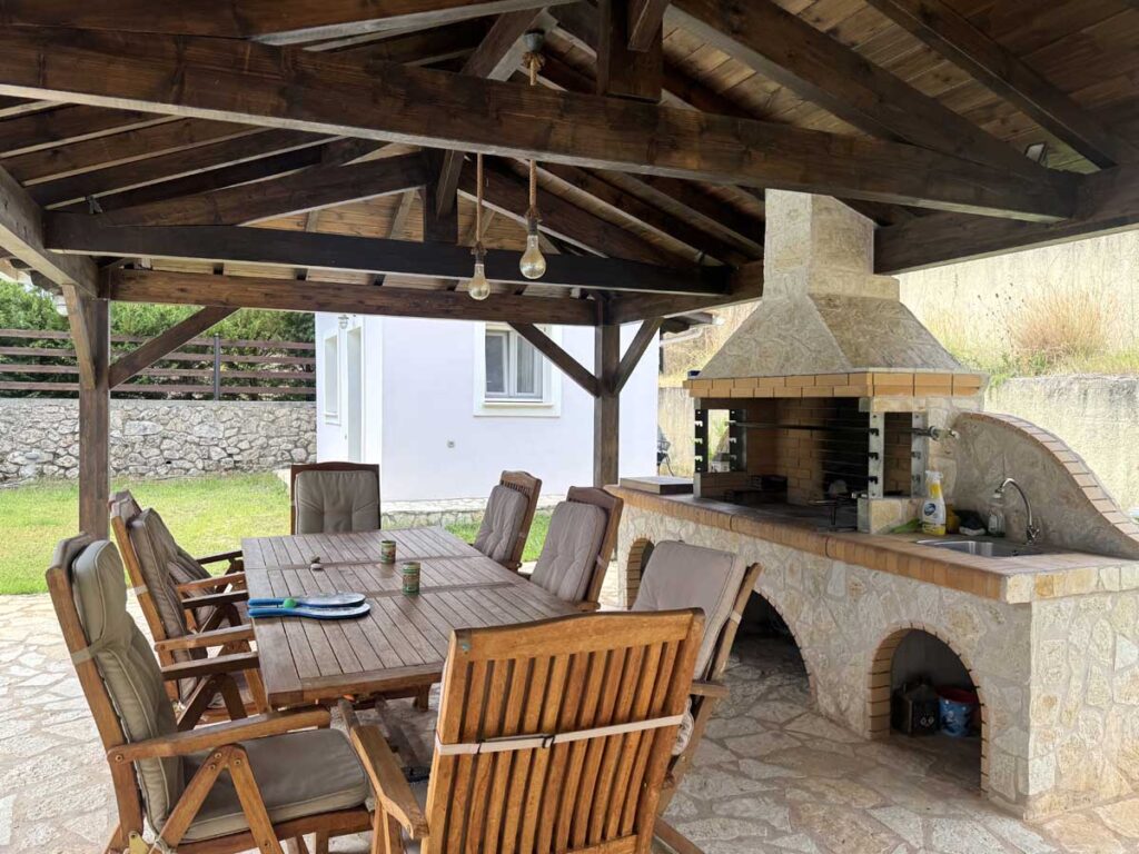 Modern Four Bedroom Villa with Guest Studio and Pool for Sale in Barbati, North East Corfu (7)