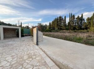 Six Bedroom Villa with Large Pool for Sale in Kobitsi, North Corfu (21)
