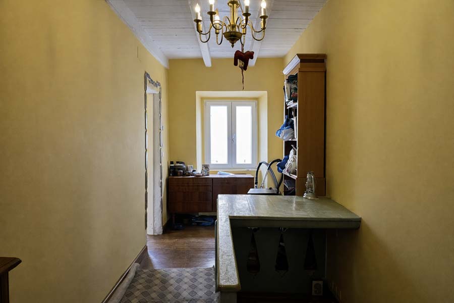 Listing photograph 13 of 25 of the apartment in Corfu Town, published by Chase Real Estate Corfu.