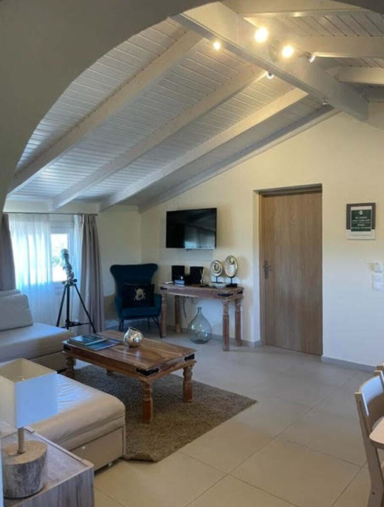 Three Apartment Beachside Property for Sale in Almyros, North Corfu (16)