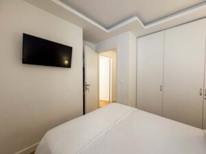 Three Bedroom Renovated Apartment with Sea View for Sale in Corfu Old Town (12)