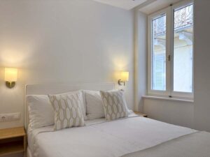 Three Bedroom Renovated Apartment with Sea View for Sale in Corfu Old Town (8)