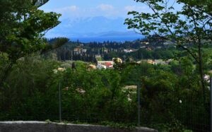 Three Bedroom Villa with Guest Apartment for Sale in Kompitsi, Corfu Town (12)