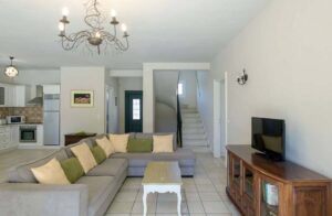 Three Bedroom Villa with Pool for Sale in Central Kassiopi, North East Corfu Exclusive with Chase Real Estate (22)