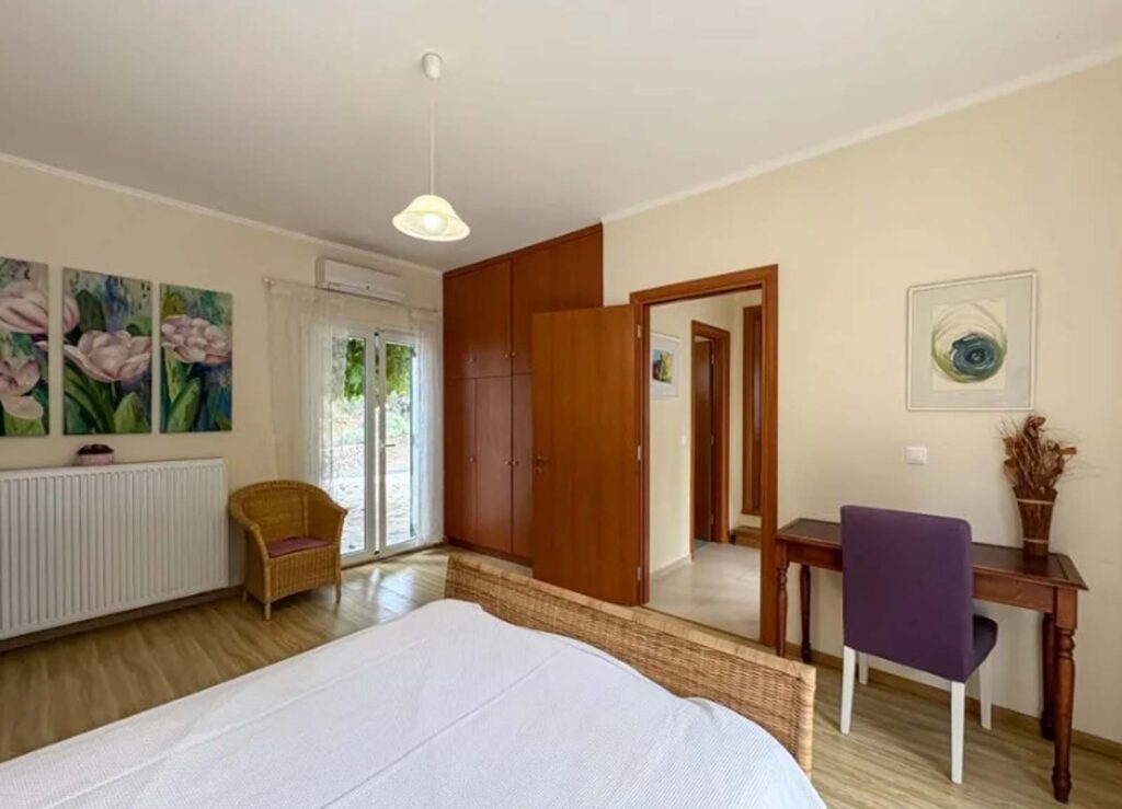 Three Bedroom Villa with Pool for Sale in Korakiana, North Corfu (23)