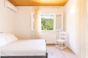 Two Bedroom Seafront Home for Sale in Kassiopi, North East Corfu (6)