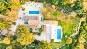 Two Bedroom Semi Detached Villa with Private Pool for Sale in Gastouri, Corfu (13)