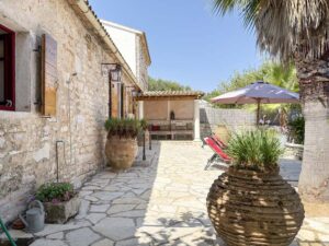 Two Bedroom Stone Villa with Sea Views and Pool for Sale near Kassiopi, North East Corfu (75)