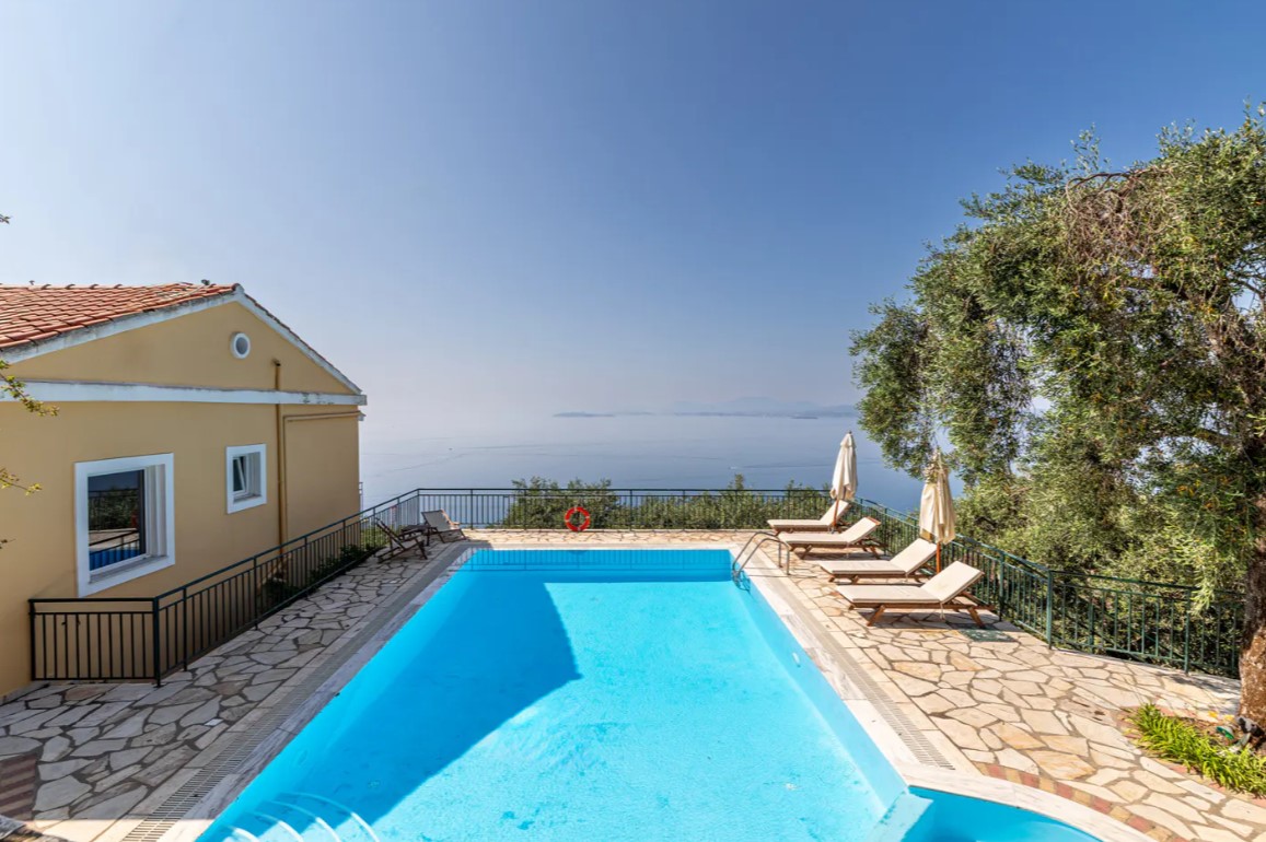 Listing photograph 10 of 19 of the house in Nissaki, published by Chase Real Estate Corfu.