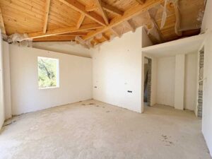 Unfinished Villa with 464m² Development Potential and Sea Views for Sale in Viglatouri, Corfu (24)