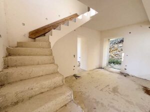 Unfinished Villa with 464m² Development Potential and Sea Views for Sale in Viglatouri, Corfu (27)