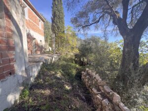 Unfinished Villa with 464m² Development Potential and Sea Views for Sale in Viglatouri, Corfu (8)
