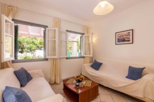 Villa Foula Four Bedroom Villa with Pool for Sale in Agios Stefanos, North East Corfu (12)