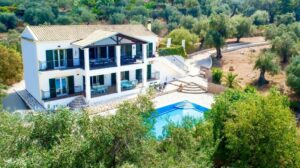 4 Bedroom House on 5,172 m² Plot with Expansion Potential in Ag. Ilias (25)