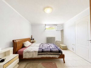 6 Bedroom Family Home with Separate Guest Accommodation in Alykes Potamou (10)