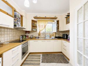 6 Bedroom Family Home with Separate Guest Accommodation in Alykes Potamou (13)